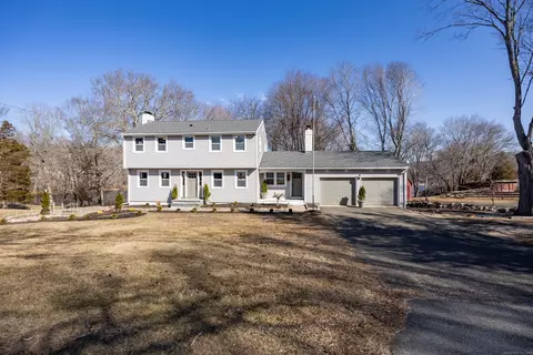 510 Mcveagh Rd, Westbrook, CT 06498