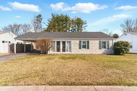 171 Greenwood St, East Hartford, CT 06118