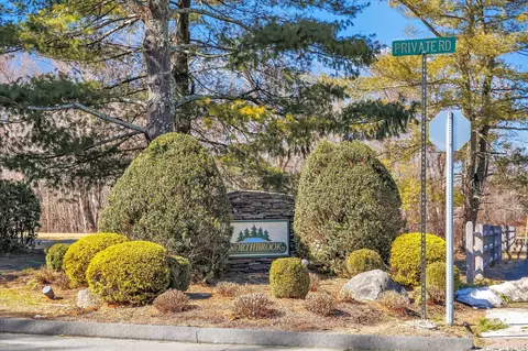 4 Echowoods Cir #4, Monroe, CT 06468