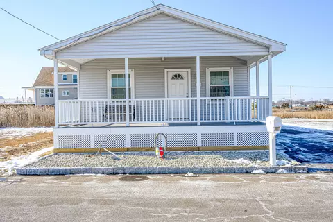32-36 Brazos Rd, East Haven, CT 06512
