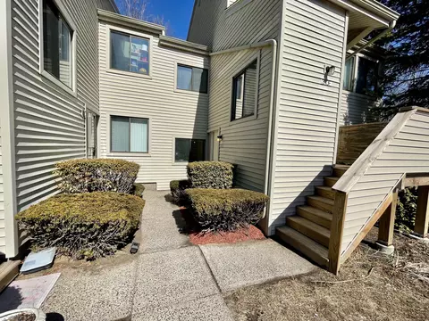 310 Brittany Farms Rd #E, New Britain, CT 06053