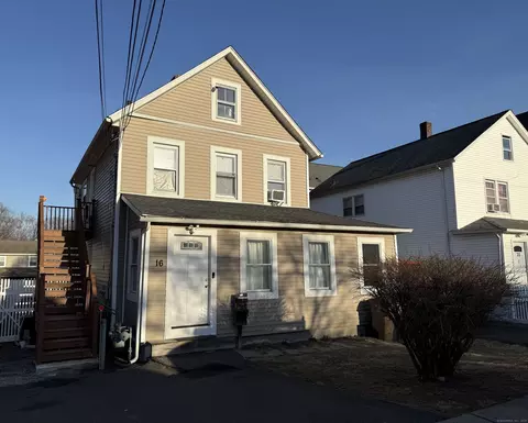 16 Dean St, Stamford, CT 06902