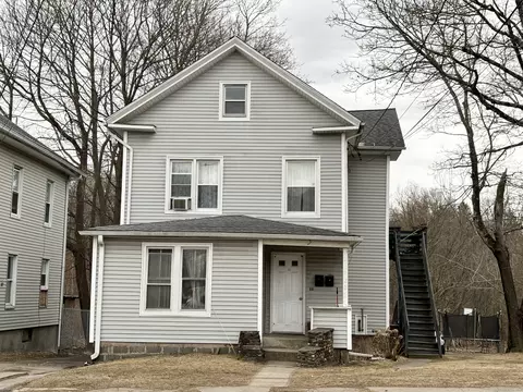 11 Broad St, Meriden, CT 06450