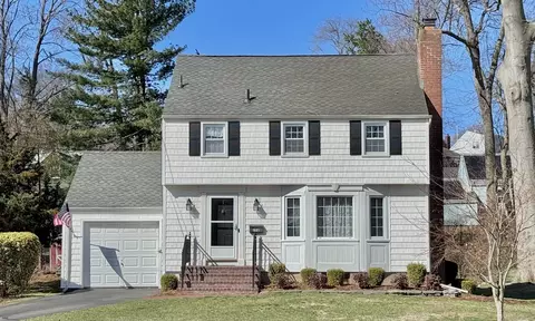 114 Colonial Blvd, West Haven, CT 06516