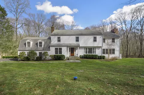 79 Scarlet Oak Dr, Wilton, CT 06897