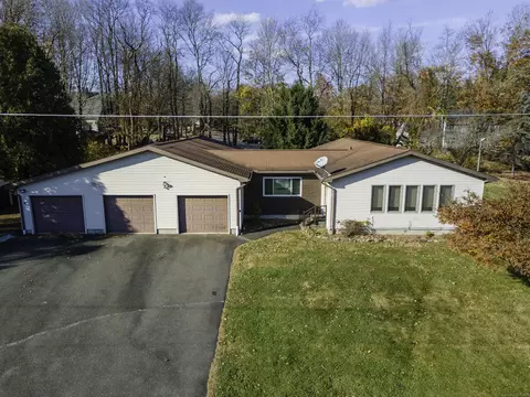 3 Possum Dr, New Fairfield, CT 06812