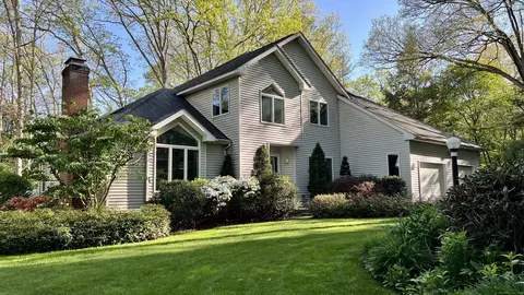 47 Jeremy River Dr, Colchester, CT 06415