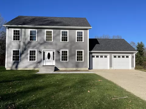 72 Wauregan Rd, Canterbury, CT 06331