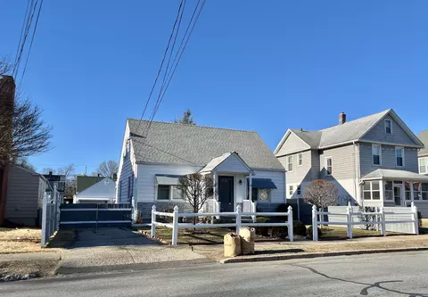 84 Glendale Ave, Bridgeport, CT 06606