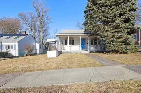 37 Strathmore Rd, West Haven, CT 06516