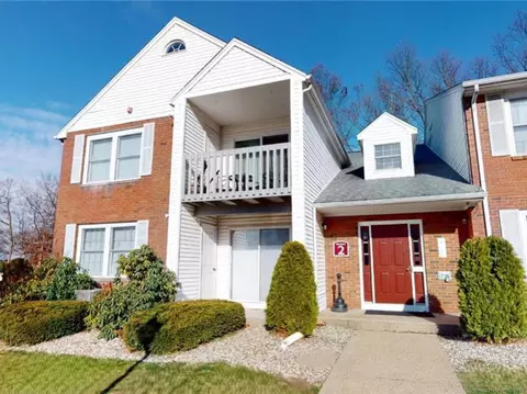 2 Concorde Way #B1, Windsor Locks, CT 06096