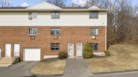 515 Scott Rd #47, Waterbury, CT 06705
