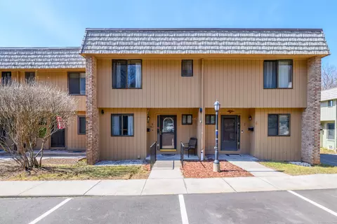9 Hawthorn Ct #9, Cromwell, CT 06416