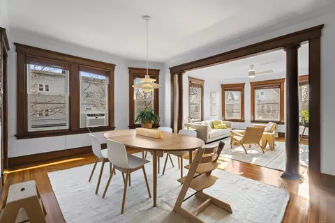 98 Foster St #2, New Haven, CT 06511