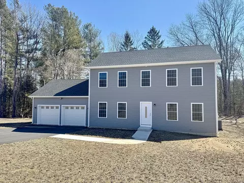 41 Heather Lyn Dr, Norwich, CT 06360