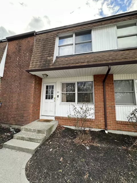 35 Russell St #27, Griswold, CT 06351