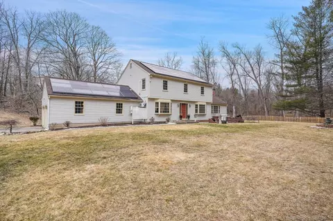 15 Tory Ln, New Milford, CT 06776