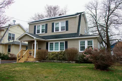 7 Taylor Ave, East Haven, CT 06512