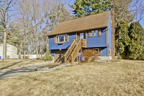 174 Cottage Rd, Enfield, CT 06082