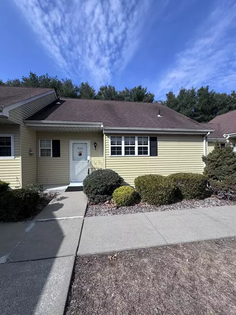 406 Lady Bug Ln #406, Vernon, CT 06066