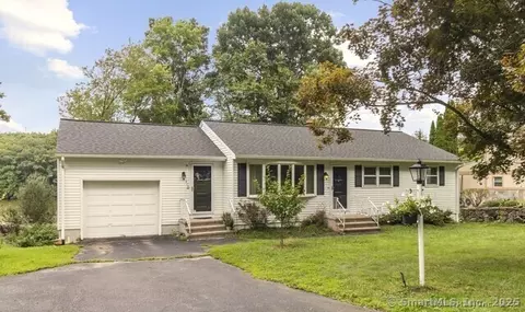 478 Lakeside Blvd W, Waterbury, CT 06708