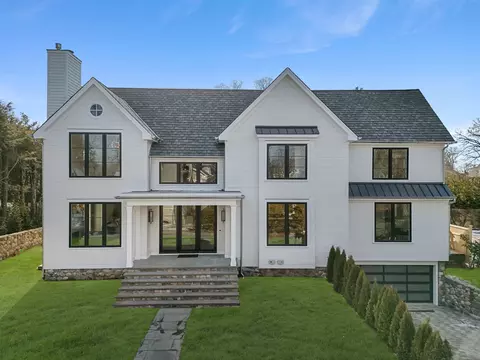 2 Random Rd, Greenwich, CT 06880