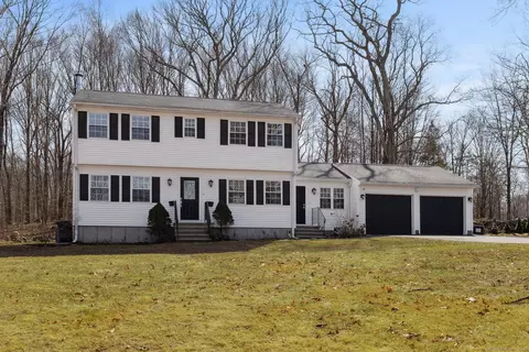223 Middletown Ave, East Hampton, CT 06424