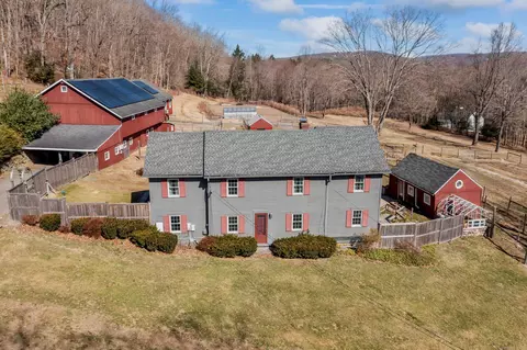 51 Jeremiah Rd, Newtown, CT 06482