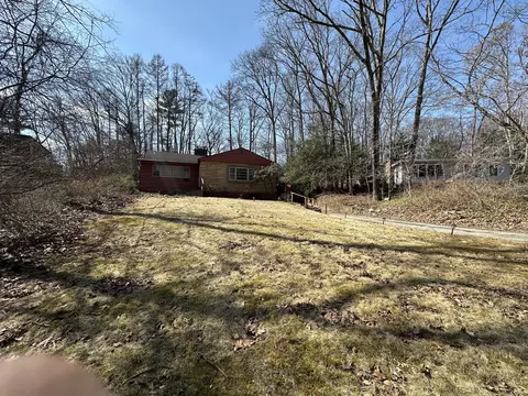 3 Eastwood Rd, Mansfield, CT 06268