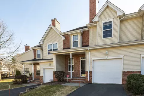 38 Last Leaf Cir #38, Windsor, CT 06095