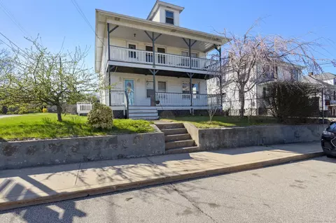 50 Stillman Ave, Pawcatuck, CT 06379