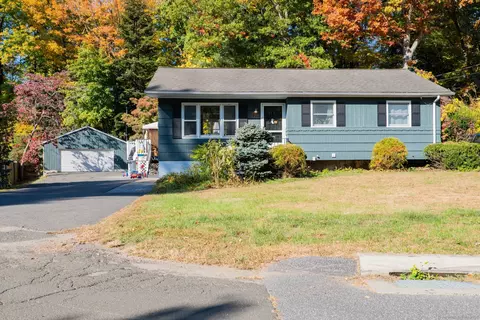 10 Almar Dr, Bethel, CT 06801