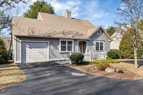 3 Strawberry Ln #3, Niantic, CT 06357