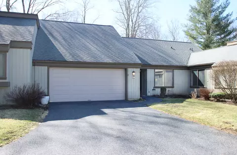 16 Heritage Crst #16B, Southbury, CT 06488