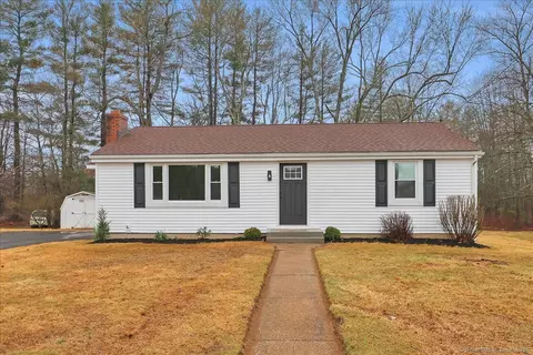 12 Arthur Dr, Bloomfield, CT 06002