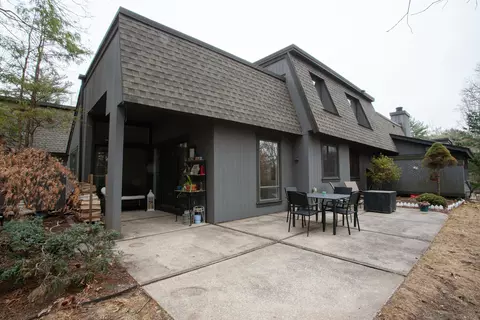 130 Mallard Dr #130, Avon, CT 06001