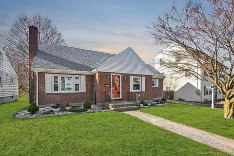437 Eddy Glover Blvd, New Britain, CT 06053