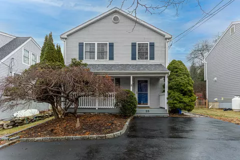 25 Hale St, Westport, CT 06880