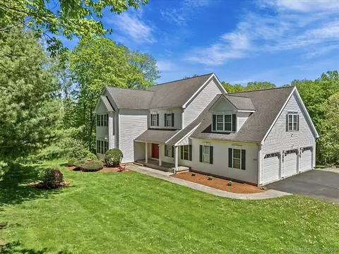 2273 Long Hill Rd, Guilford, CT 06437