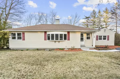 120 Douglas Dr, Meriden, CT 06451