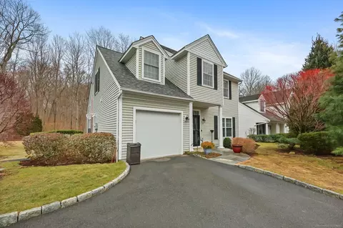 48 Village Ct #48, Wilton, CT 06897