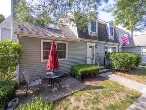 19 Prospect Rdg #16, Ridgefield, CT 06877
