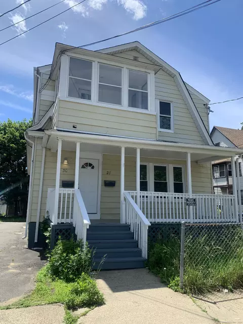 28-30 Wilmot Pl, Bridgeport, CT 06607 photo 1