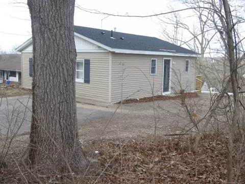 42 Fellows St, Pawcatuck, CT 06379