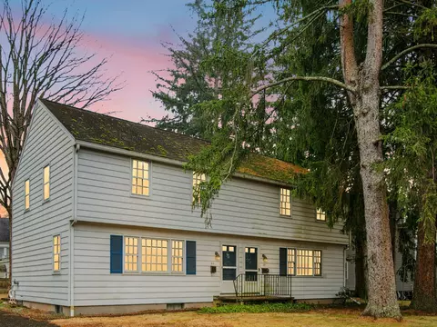 22 Old Stamford Rd, New Canaan, CT 06840