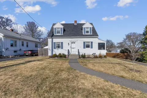 13 Grand St, West Haven, CT 06516