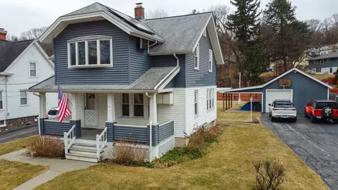 71 Rosette St, Waterbury, CT 06708
