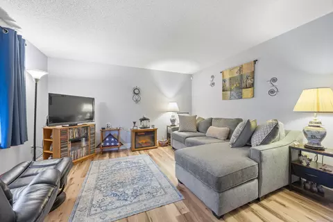 365 Woodford Ave #21, Plainville, CT 06062