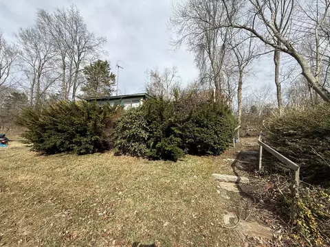 13 Myrtle Rd, Griswold, CT 06351