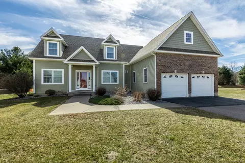 5 Christopher Ct #5, Ellington, CT 06029